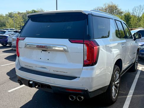 Used 2021 GMC Yukon Denali w/ Denali Premium Package AWD/4WD image 6