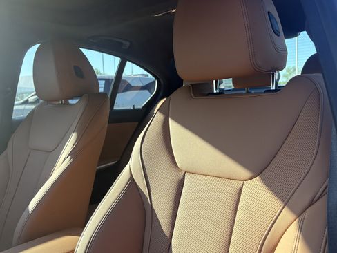 Used 2026 BMW 330i xDrive Sedan image 15