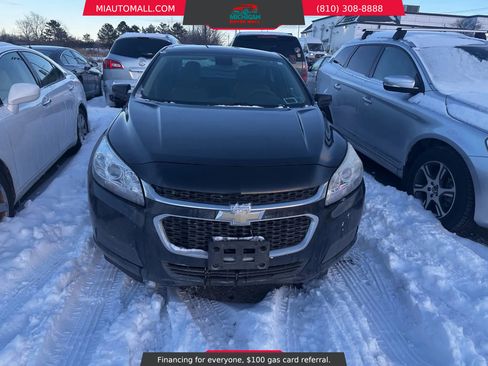 Used 2015 Chevrolet Malibu LT w/ Power Convenience Package image 2