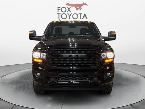 Used 2024 RAM 2500 Big Horn w/ Night Edition AWD/4WD image 9