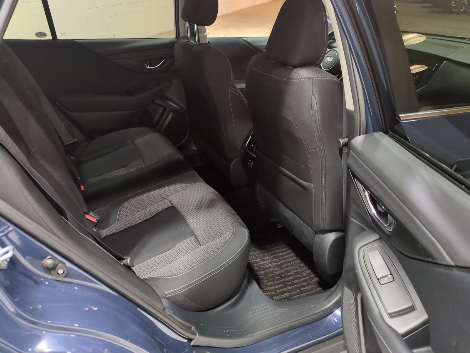 Certified 2024 Subaru Outback Premium AWD/4WD image 11