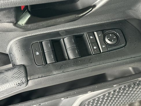 New 2025 Toyota Tacoma SR5 image 12