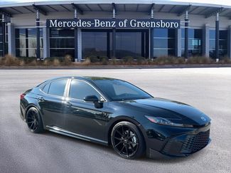 Used 2025 Toyota Camry SE image 1