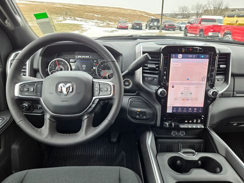 New 2026 RAM 2500 Big Horn AWD/4WD image 17