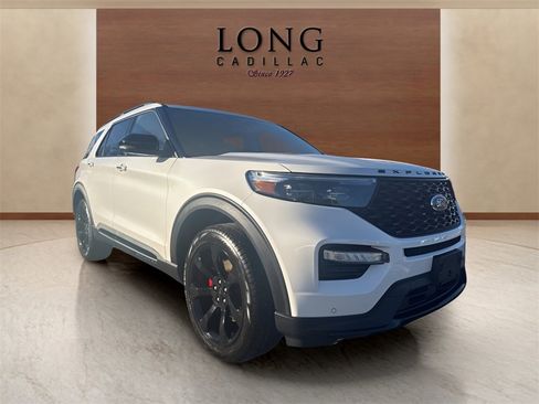 Used 2023 Ford Explorer ST w/ Equipment Group 401A image 7