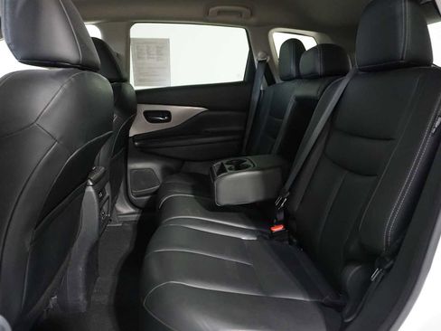 Used 2023 Nissan Murano SV image 16