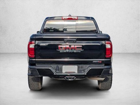 Used 2024 GMC Canyon AT4 AWD/4WD image 7