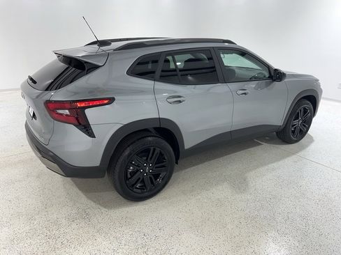 New 2026 Chevrolet Trax ACTIV w/ Driver Confidence Package image 5