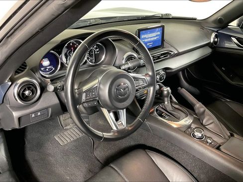 Used 2020 MAZDA MX-5 Miata Grand Touring RWD image 14