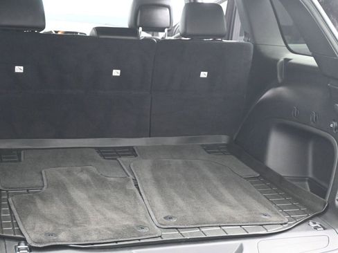 Used 2021 Jeep Grand Cherokee Laredo X image 22