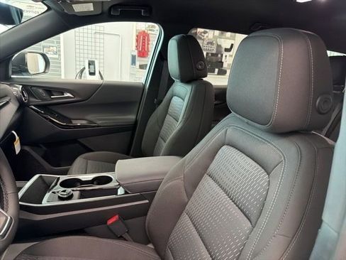 New 2026 Chevrolet Equinox LT FWD image 13