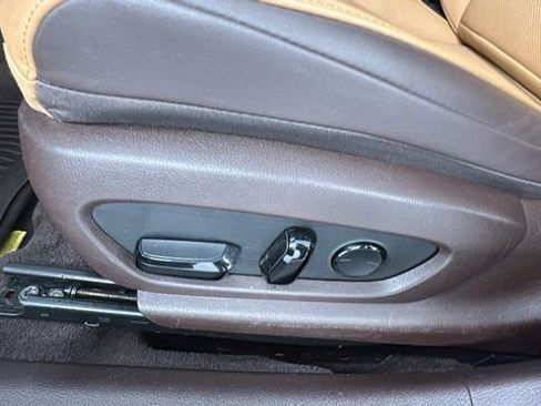 Used 2021 Lexus ES 300h w/ Premium Package image 11