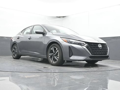Used 2024 Nissan Sentra SV FWD image 56