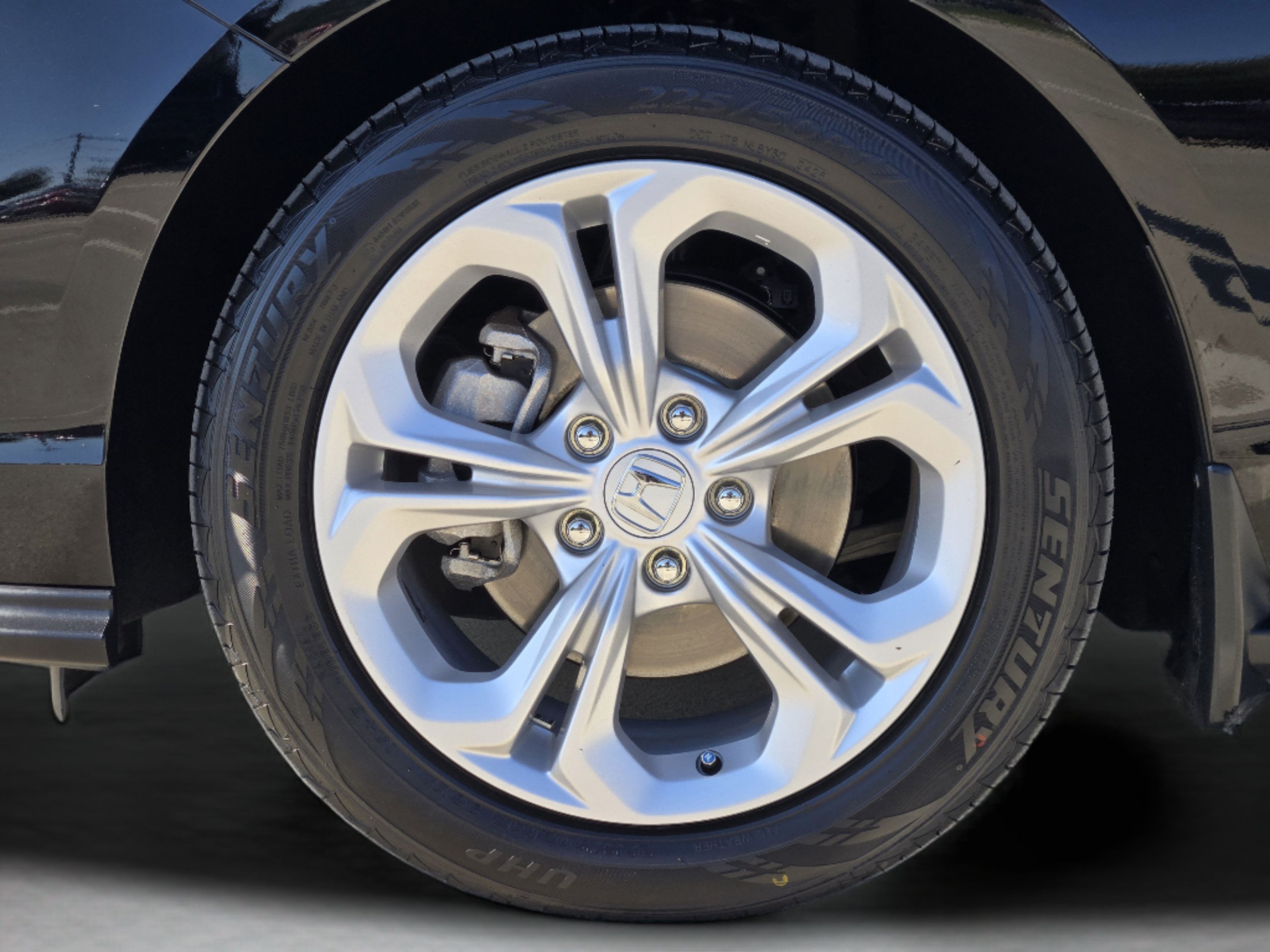 Certified 2025 Honda Accord LX image 31