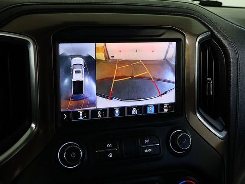 Used 2020 Chevrolet Silverado 1500 High Country w/ Technology Package AWD/4WD image 20