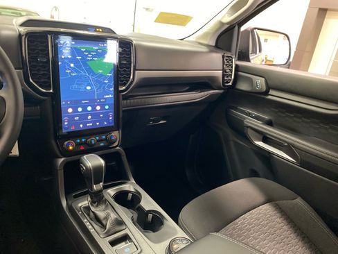 New 2025 Ford Ranger XLT w/ Equipment Group 301A High image 12