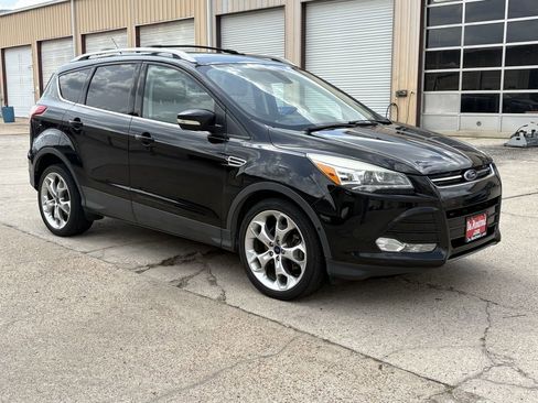 Used 2014 Ford Escape Titanium w/ Equipment Group 401A FWD image 3
