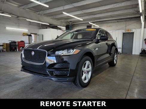 Used 2020 Jaguar F-PACE Premium image 30