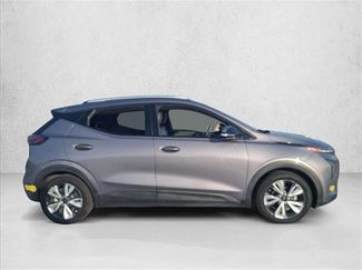 Used 2022 Chevrolet Bolt EUV LT w/ Convenience Package video 4