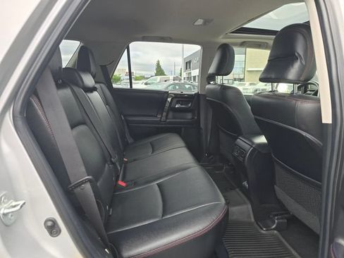 Used 2021 Toyota 4Runner TRD Off-Road Premium w/ Moonroof Package AWD/4WD image 15