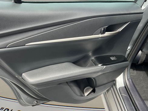 Used 2025 Toyota Camry XSE FWD image 17