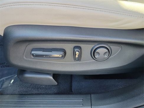 Certified 2023 Honda CR-V EX-L image 18