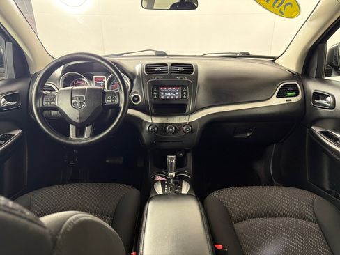Used 2016 Dodge Journey SXT w/ Comfort/Convenience Group image 24