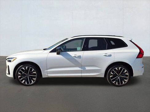 Used 2026 Volvo XC60 B5 Ultra w/ Climate Package PRO AWD/4WD image 2