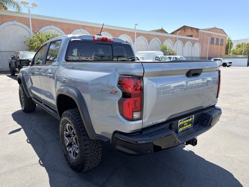 Used 2024 Chevrolet Colorado ZR2 w/ ZR2 Convenience Package III AWD/4WD image 6