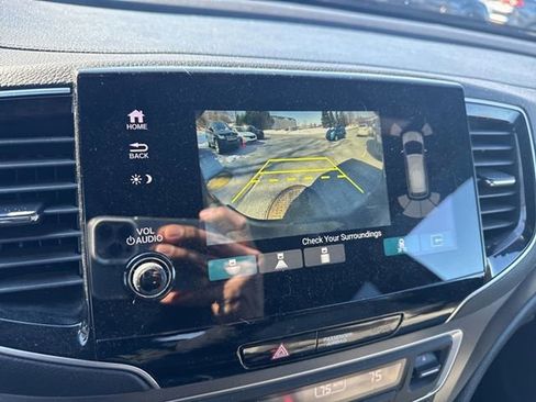 Used 2022 Honda Passport EX-L image 17