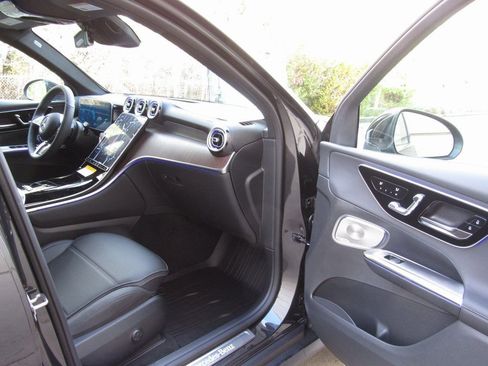 New 2026 Mercedes-Benz GLC 300 4MATIC image 17