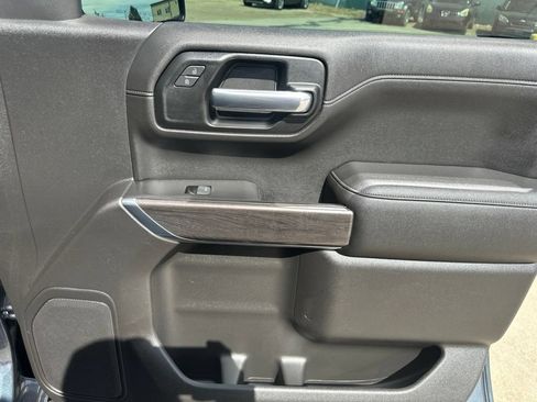 Used 2019 Chevrolet Silverado 1500 LTZ w/ LTZ Plus Package AWD/4WD image 29