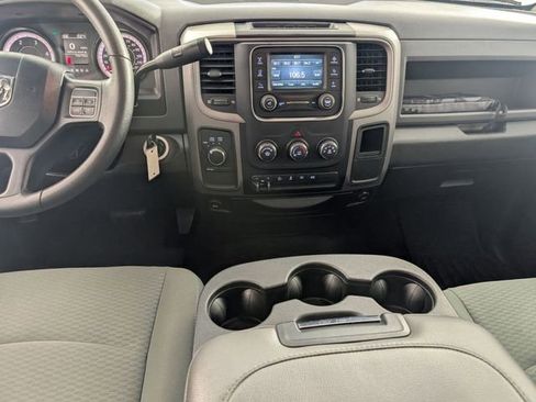 Used 2018 RAM 2500 Tradesman w/ Chrome Appearance Group image 22