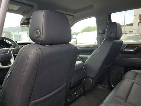 Used 2024 GMC Sierra 1500 SLE AWD/4WD image 10