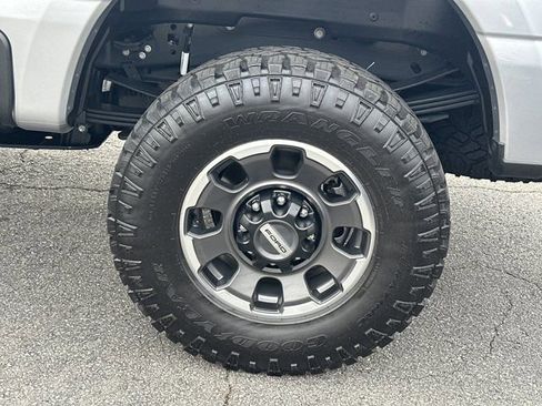 Used 2024 Ford F350 Platinum w/ Tremor Off-Road Package image 23