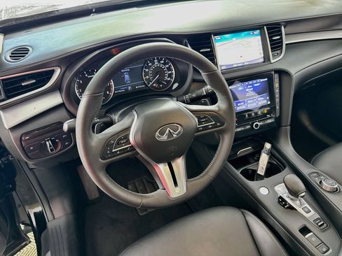 Used 2019 INFINITI QX50 Luxe w/ Navigation Package AWD/4WD image 24