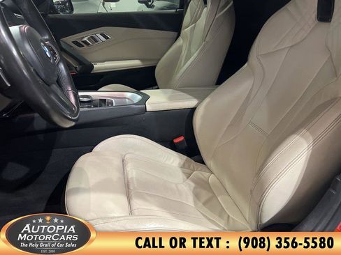 Used 2019 BMW Z4 sDrive30i w/ M Sport Package image 8