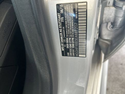 Used 2014 Mercedes-Benz E 550 4MATIC Sedan image 40