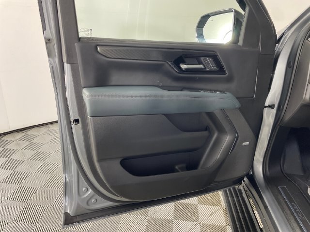 Certified 2026 GMC Yukon XL AT4 w/ AT4 Premium Package AWD/4WD image 17