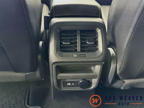Used 2024 Volkswagen Tiguan SE R-Line AWD/4WD image 32