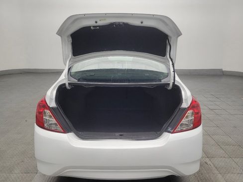 Used 2019 Nissan Versa SV FWD image 29