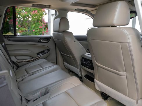 Used 2018 GMC Yukon SLT w/ Open Road Package image 34