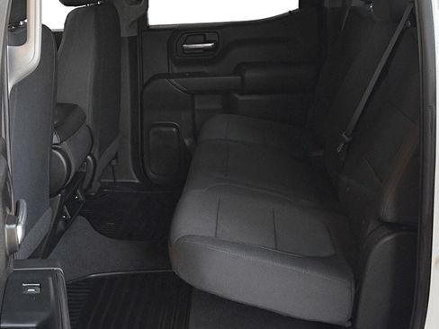 Used 2020 Chevrolet Silverado 1500 Custom w/ Custom Value Package AWD/4WD image 13