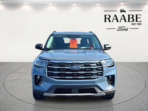 Used 2026 Ford Explorer Active w/ Active Comfort Package AWD/4WD image 10