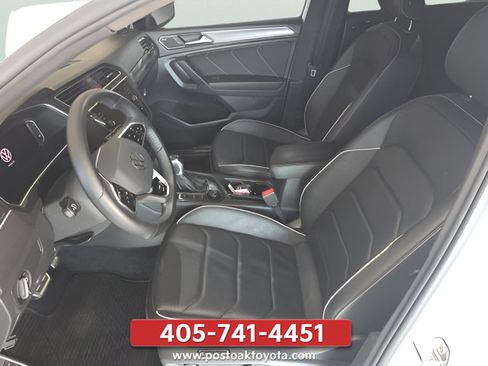 Used 2022 Volkswagen Tiguan SEL R-Line AWD/4WD image 13