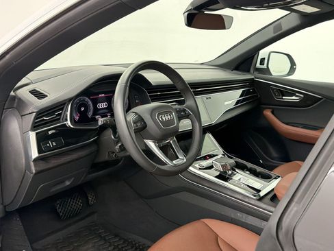 Used 2023 Audi Q8 Prestige AWD/4WD image 4