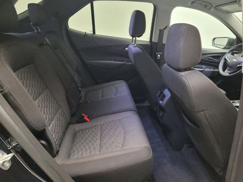 Used 2020 Chevrolet Equinox LT FWD image 19