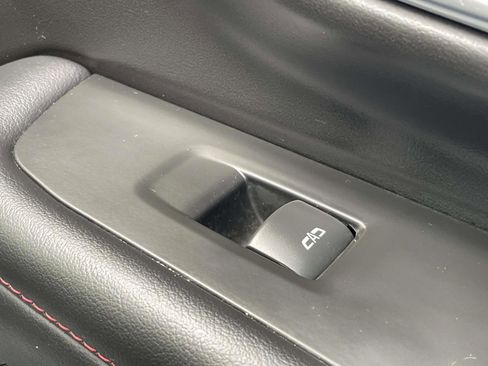 Used 2022 Chevrolet Tahoe RST w/ Luxury Package image 11