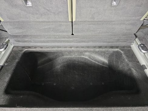 Used 2024 Rivian R1S Adventure image 26