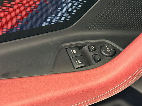 Used 2025 BMW 230i Coupe w/ M Sport Package image 13